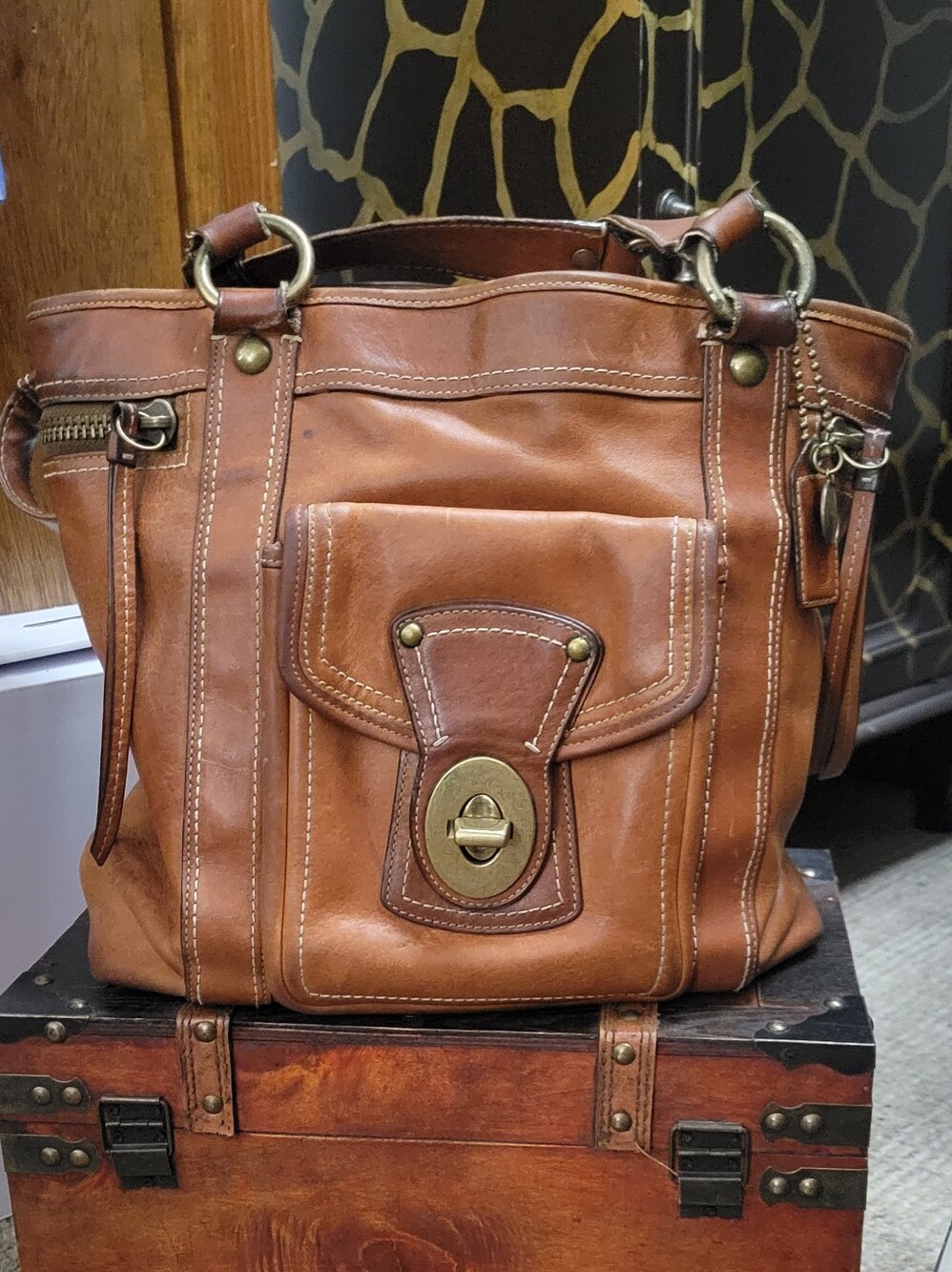 Coach Legacy Gigi. Whiskey Tan Leather Shoulder Tote with Brass Turn-Lock.
